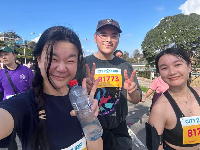 Wing, Joanna and Zach at the beginning of city2surf 2024